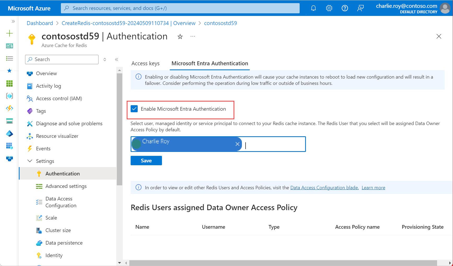 Screenshot: Im Dienstmenü ausgewählte Option „Authentifizierung“ und aktiviertes Kontrollkästchen „Microsoft Entra-Authentifizierung aktivieren“