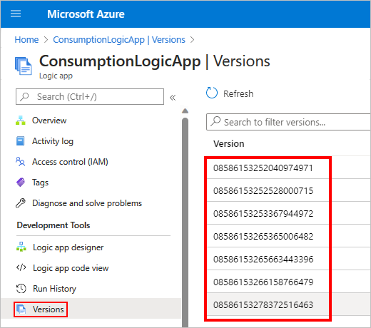 Screenshot des Azure-Portals und des Anwendungslogik-App-Menüs „Verbrauch“ mit ausgewählter Version und Liste der vorherigen Logik-App-Versionen.