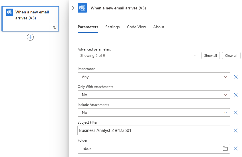 Screenshot des Verbrauchsworkflows und des Office 365 Outlook-Triggers.