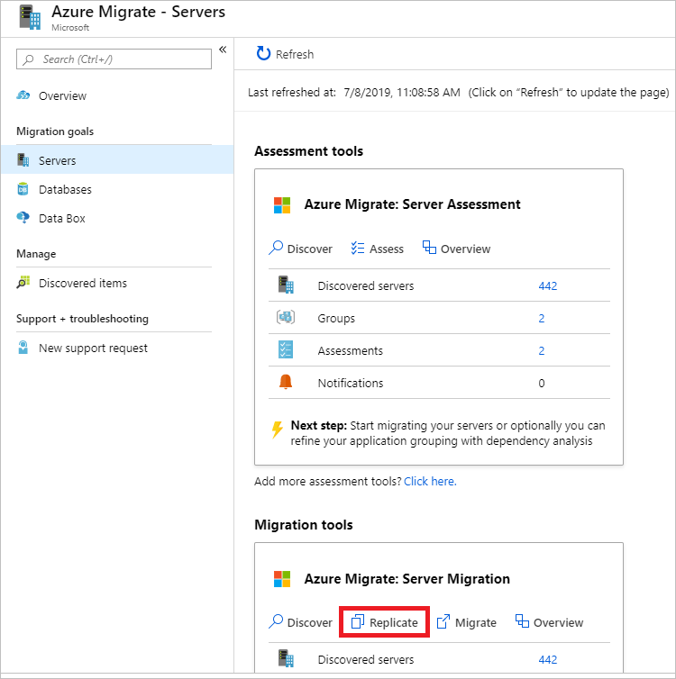 Screenshot: Bildschirm „Azure Migrate – Server“ mit hervorgehobener Schaltfläche „Replizieren“ unter „Azure Migrate: Servermigration“ im Abschnitt „Migrationstools“