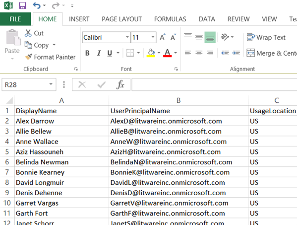 Beispiel für eine Tabelle, die in ein Excel-Arbeitsblatt für Skype for Business Online-Benutzerdaten importiert wurde, die in einer Datei mit durch Trennzeichen getrennten Werten gespeichert wurden.