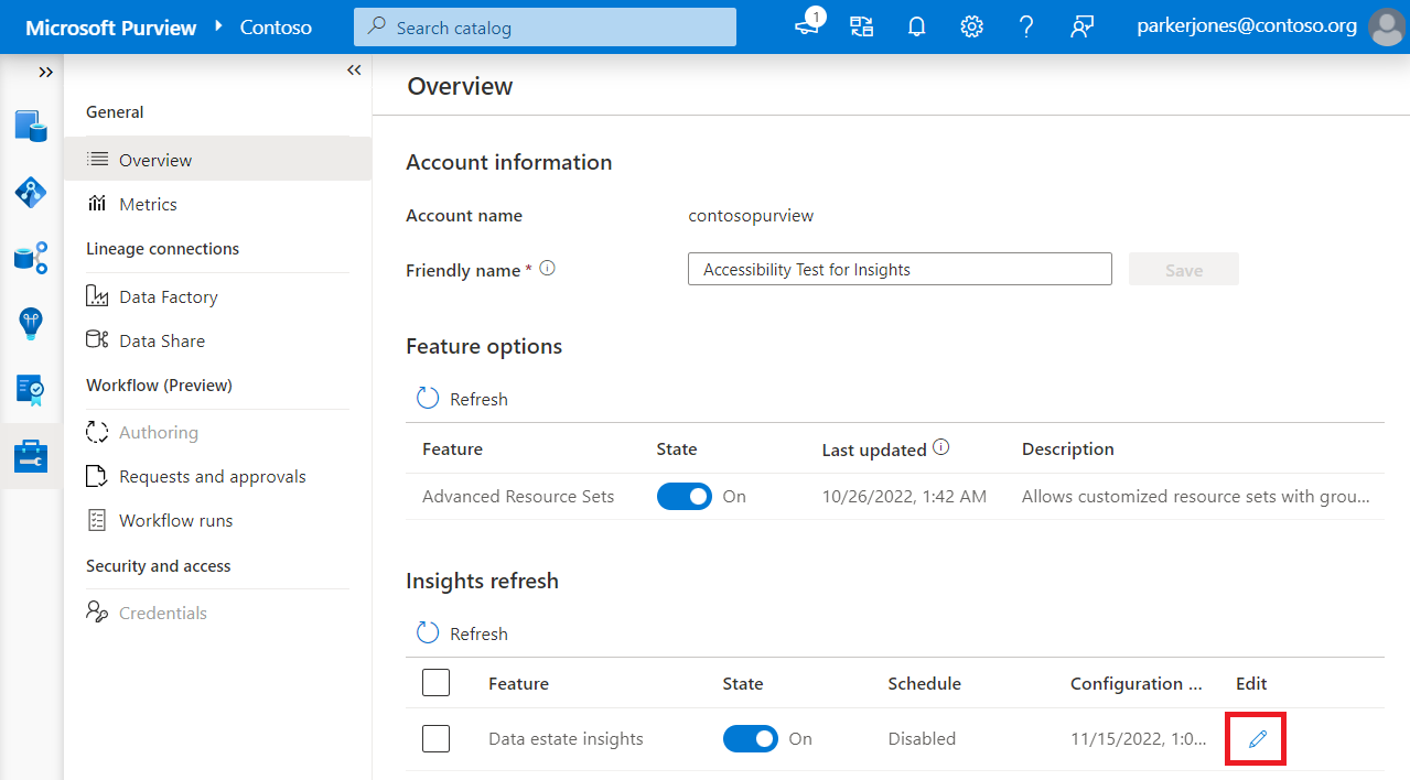 Screenshot of the Overview window in the Management section of the Microsoft Purview governance portal with the refresh frequency dropdown highlighted for Data Estate Insights feature options.