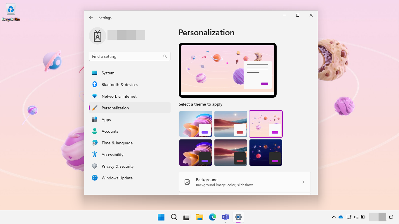 Screenshot of Windows 11 education themes selection