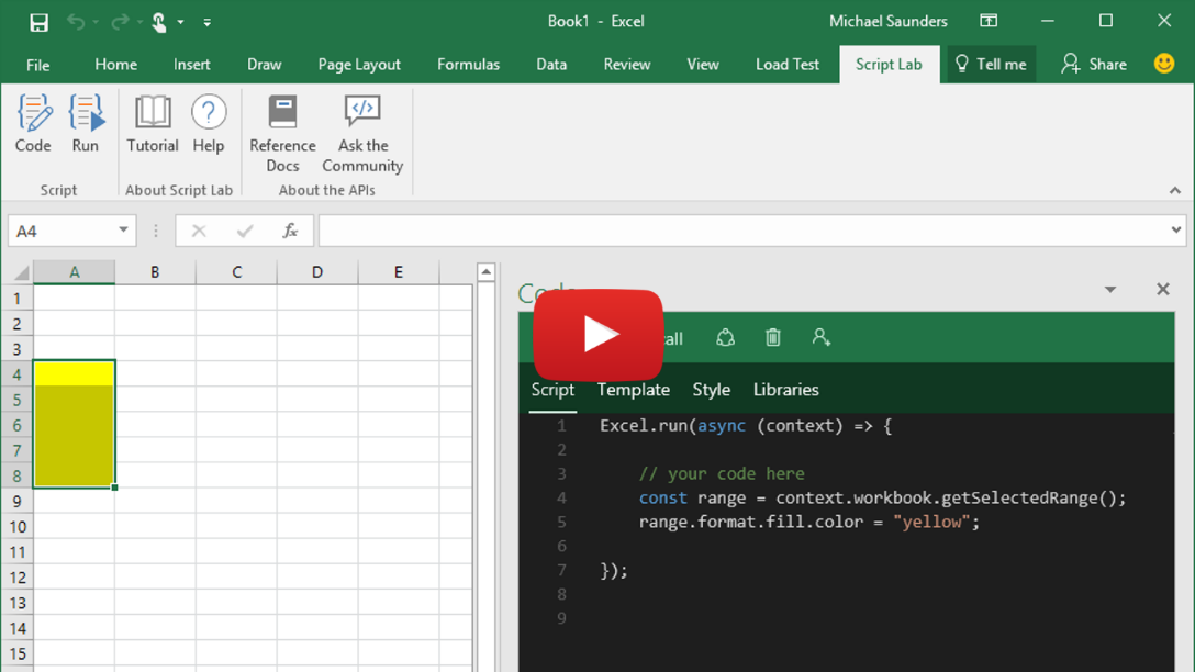 Vídeo corto que muestra el laboratorio de scripts en ejecución en Excel, Word y PowerPoint.