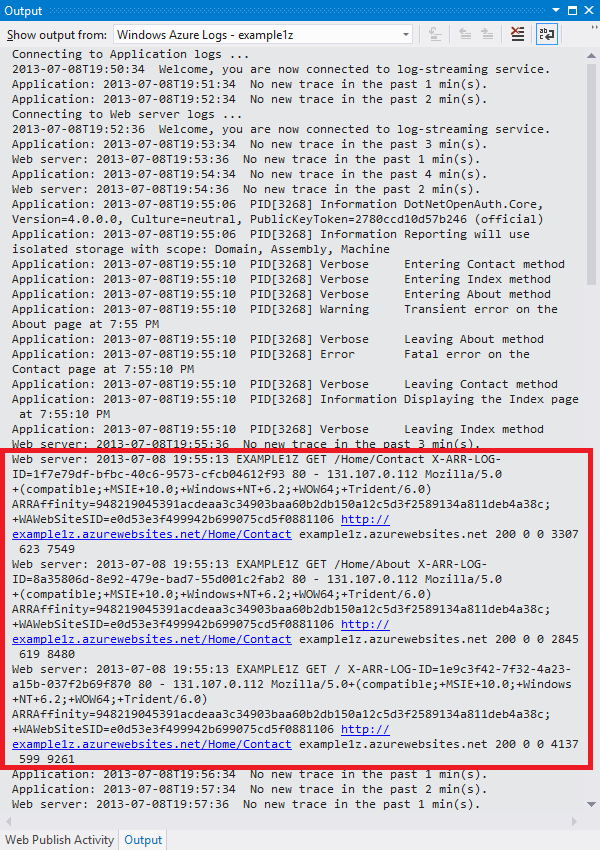 Journaux d’activité de serveur Web dans la fenêtre Sortie