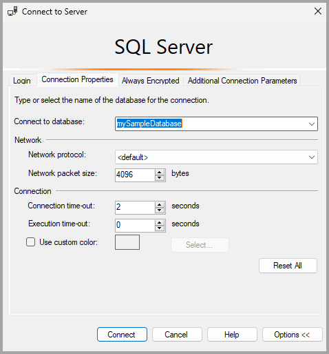 Capture d’écran de la boîte de dialogue Se connecter au serveur dans SSMS. Entrez la base de données souhaitée pour vous connecter.