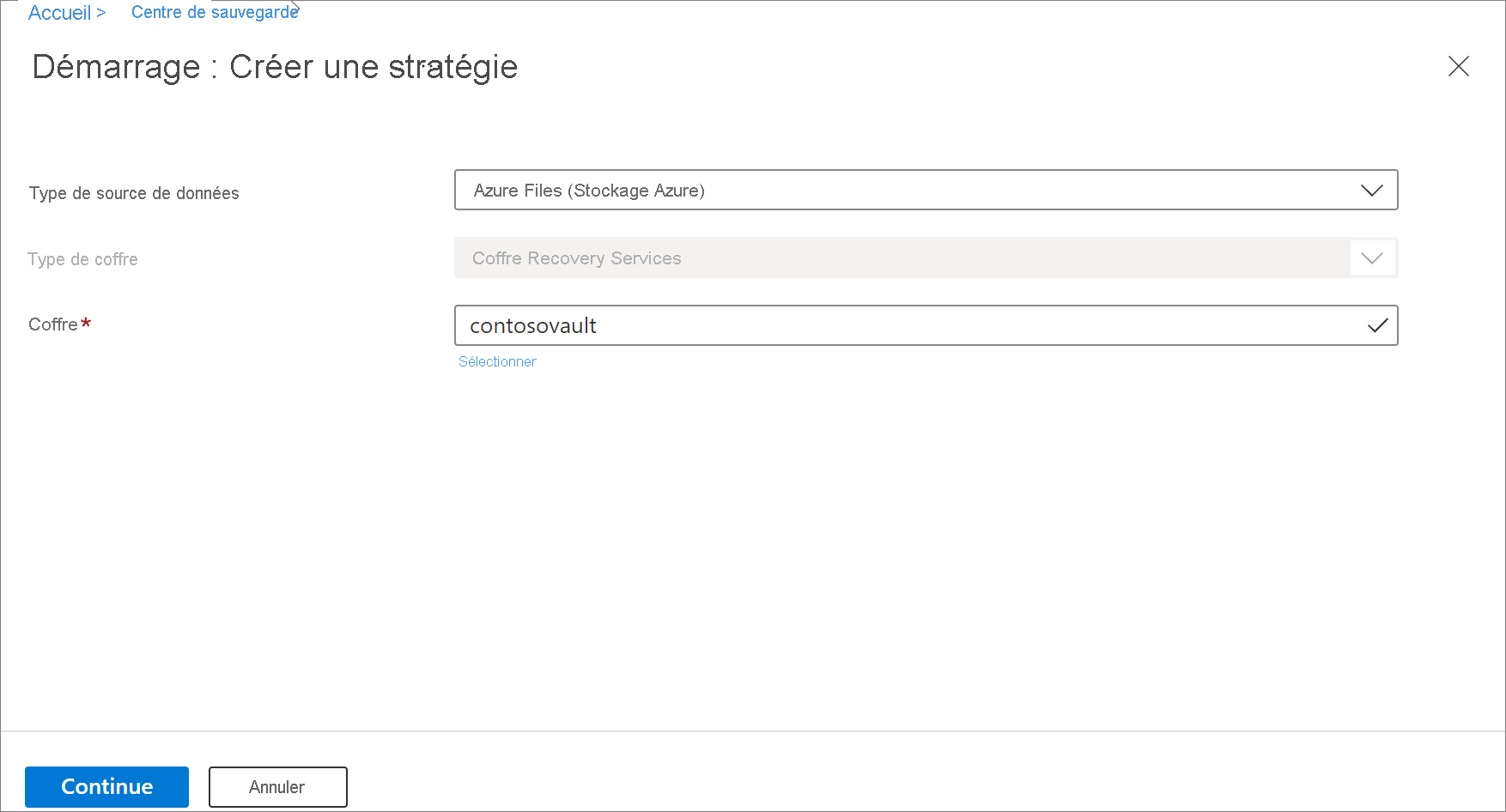 Capture d’écran montrant la sélection d’un partage de fichiers Azure comme type de stratégie.