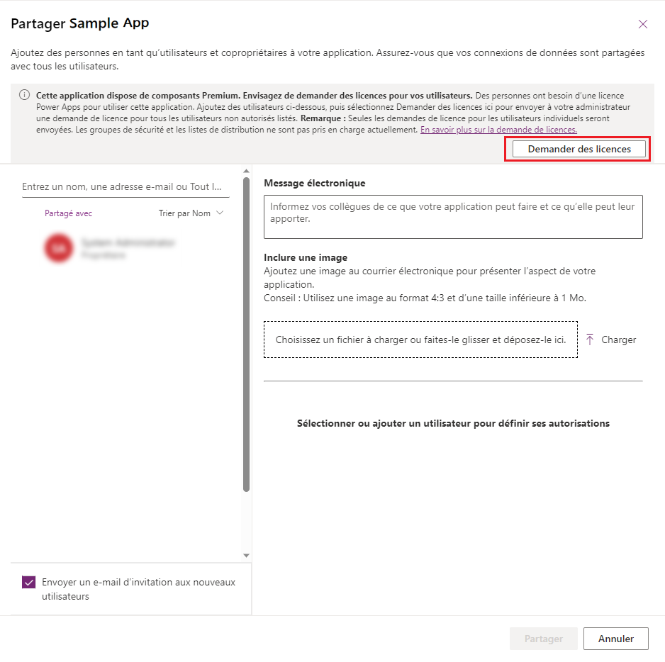 Capture d’écran d’une page Partager une application Power Apps, avec Demander les licences en surbrillance.