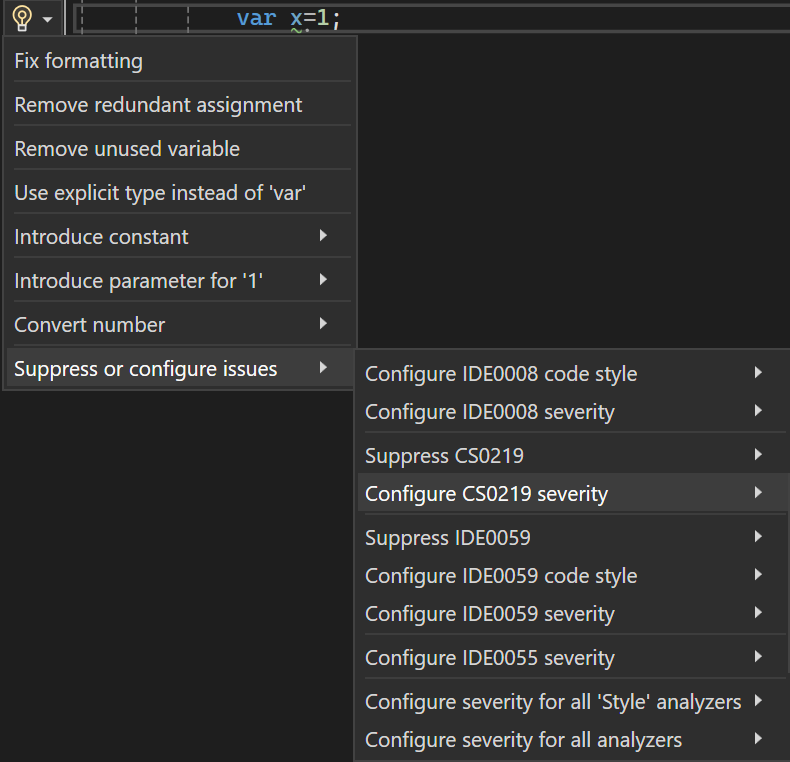 Capture d'écran montrant comment configurer la gravité de la règle à partir du menu Ampoule dans Visual Studio 2022.