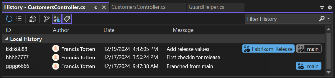 Capture d’écran montrant comment découvrir quand votre code a été mis en branche avec CodeLens dans Visual Studio.