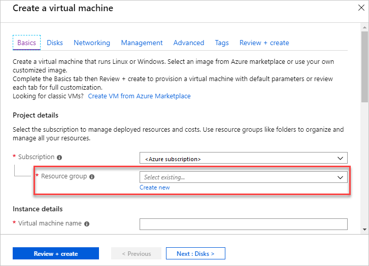 Screenshot della creazione di una macchina virtuale Linux e della distribuzione in un gruppo di risorse in portale di Azure