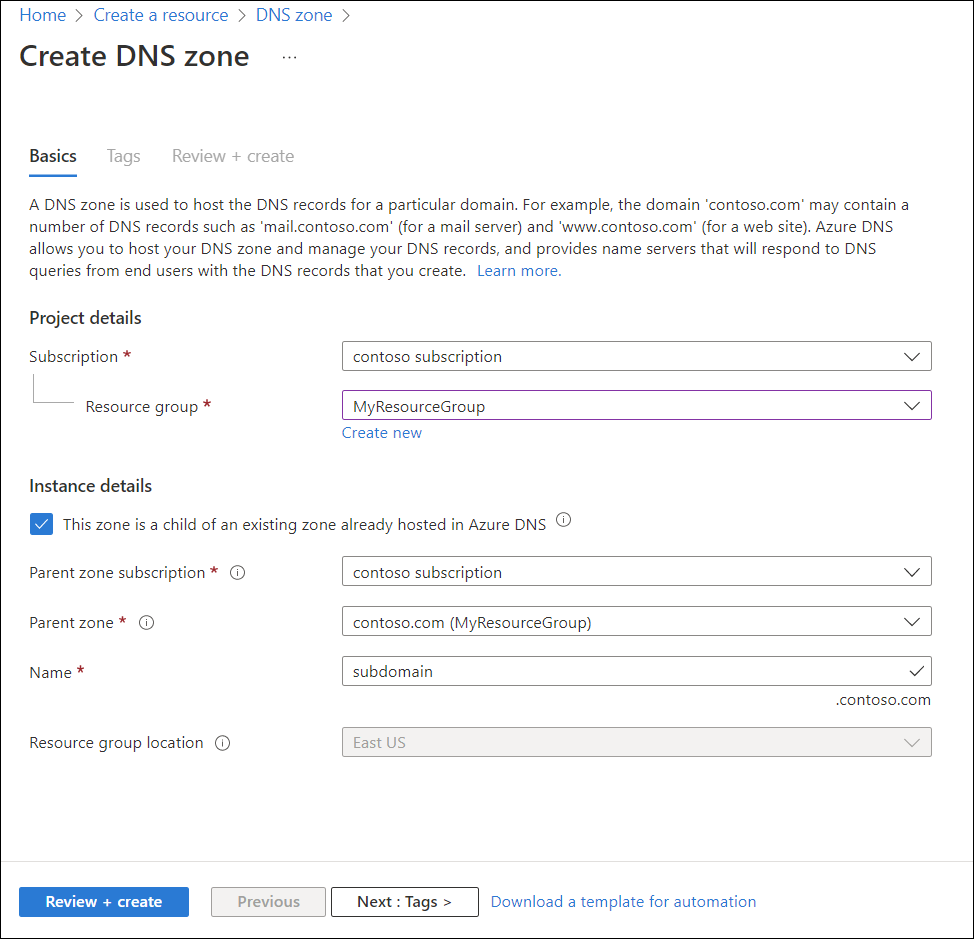 Screenshot della pagina Crea zona DNS a cui si accede tramite il pulsante Crea della zona DNS.