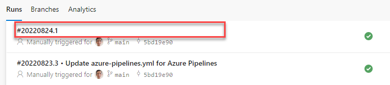 Esempio di esecuzione della pipeline con l'ultimo messaggio di commit