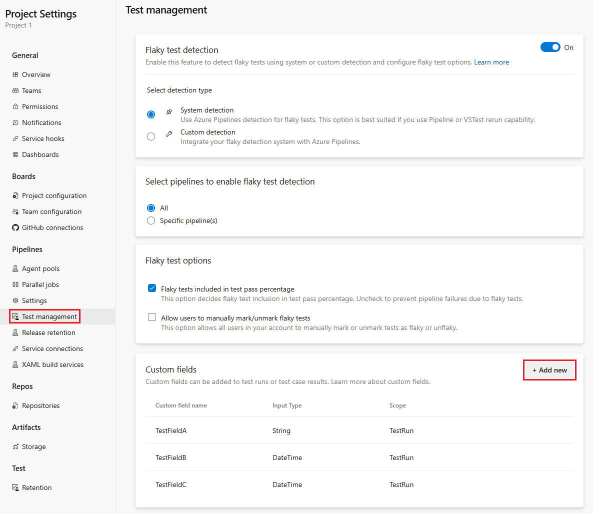 Screenshot delle impostazioni del progetto con le impostazioni di gestione dei test selezionate e il pulsante per aggiungere un nuovo campo personalizzato contrassegnato da rettangolo rosso.