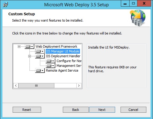 Screenshot della finestra di dialogo Microsoft Web Deploy three point five Setup .Screenshot della finestra di dialogo Microsoft Web Deploy three point five Setup . Viene visualizzata la pagina Configurazione personalizzata. Il modulo I Manager U I è evidenziato.