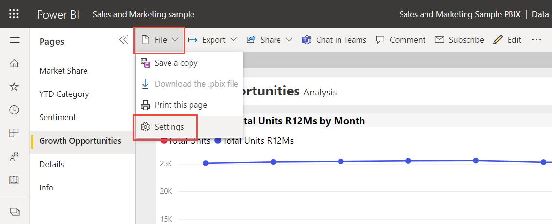 Screenshot del servizio Power BI, evidenziando il menu File sulla barra multifunzione e le opzioni Impostazioni.