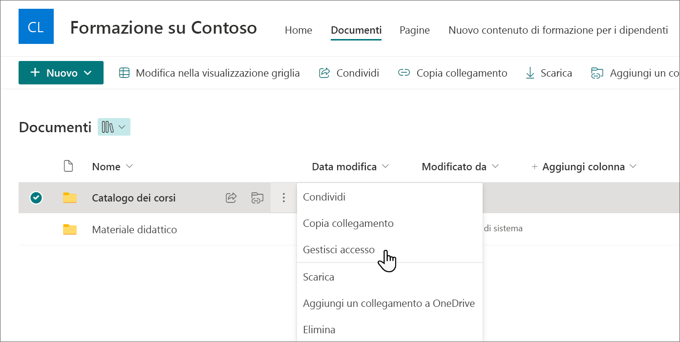 Screenshot di una cartella selezionata nel repository di contenuti di apprendimento con il cursore che passa sopra Gestisci accesso.