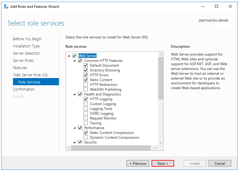 [役割サービスの選択] のステップで既定の役割サービスを選択します。