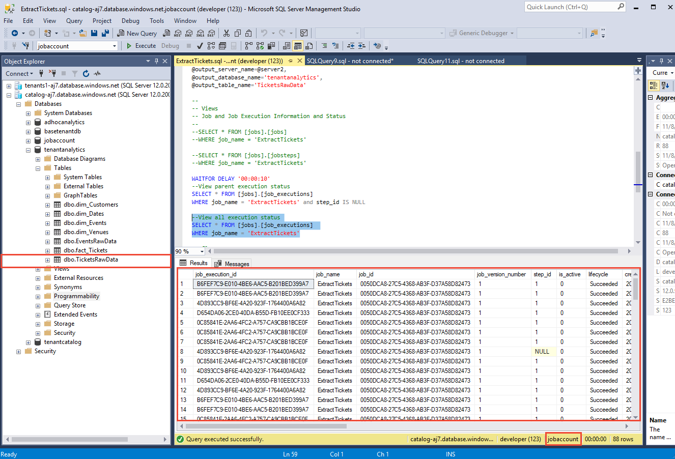 ExtractTickets データベースを示すスクリーンショット。オブジェクト エクスプローラーで TicketsRawData dbo が選択されています。