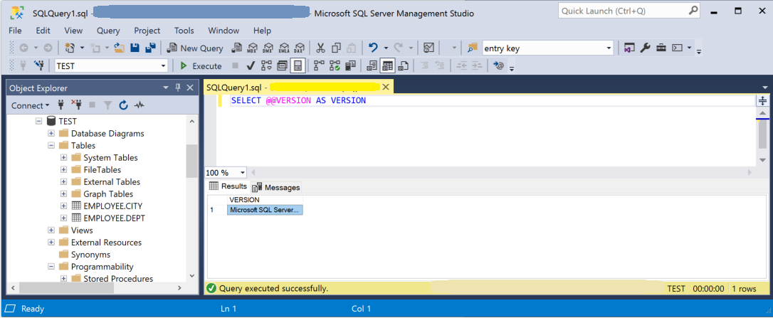 SQL Server Management Studio のスキーマの比較を示すスクリーンショット。