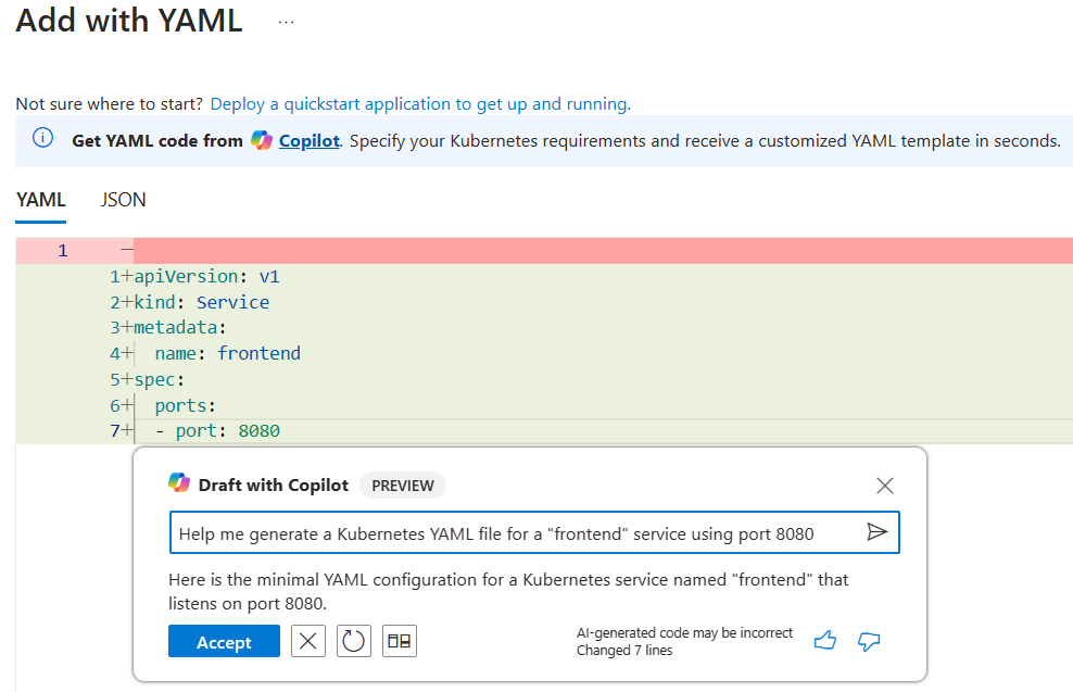 AKS デプロイの作成を求めるプロンプトが表示された YAML エディターを示すスクリーンショット。