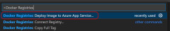 Visual Studio Code のスクリーンショット。App Service に Docker イメージをデプロイするタスクを見つける方法が示されています。