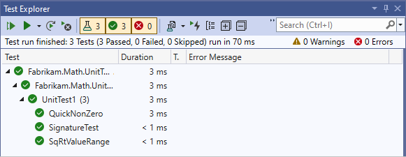 3 つのテストが成功したことを示すテスト エクスプローラーのスクリーンショット。