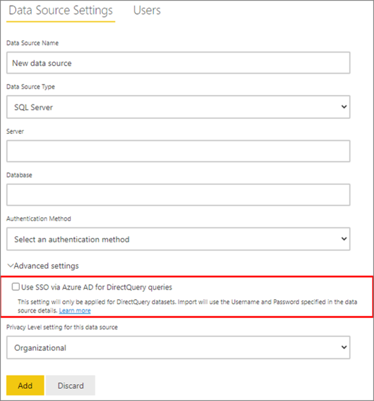 [Use SSO via Microsoft Entra ID for Direct queries] (直接クエリに Microsoft Entra ID 経由で SSO を使用する) が強調されている [データ ソース設定] ページのスクリーンショット。