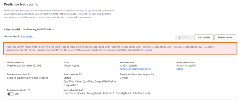 公開された予測スコアリング モデルを表示している競合警告のスクリーンショット。