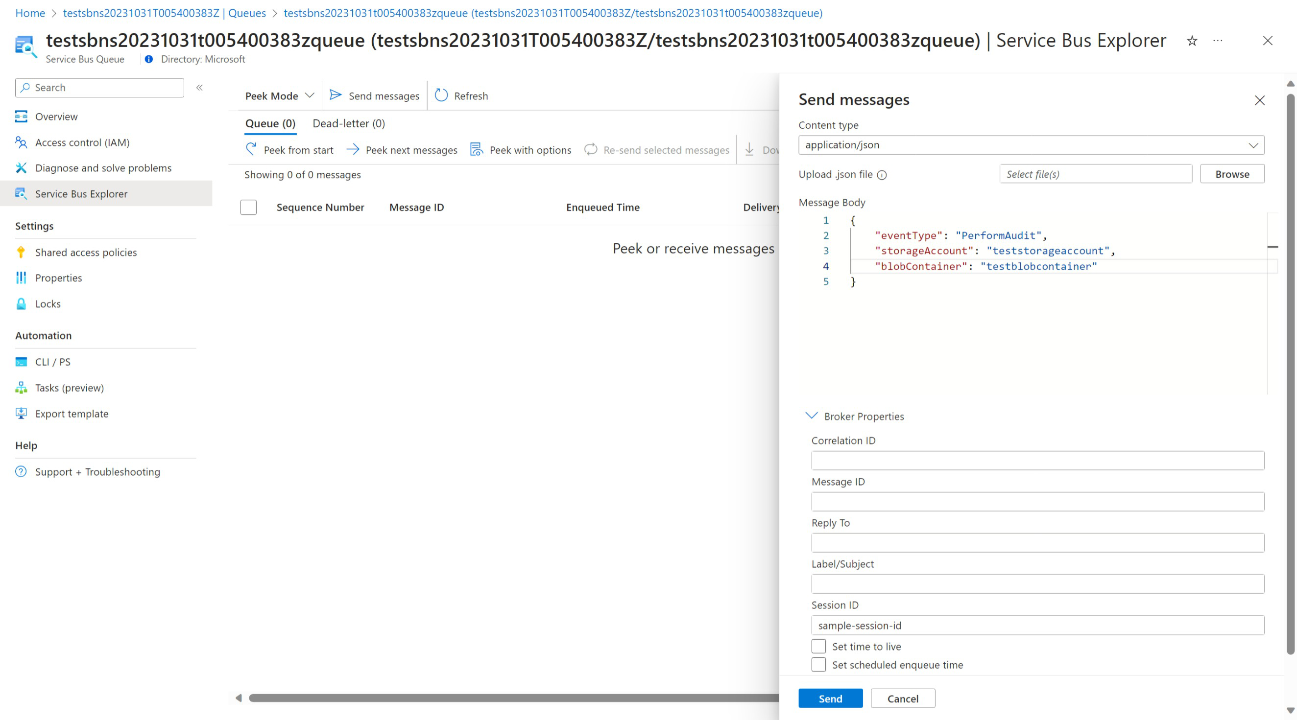 웹 브라우저의 Azure Portal 스크린샷, 큐에 메시지를 추가하여 감사를 트리거하는 방법.