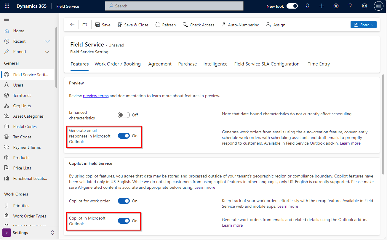 Outlook 추가 기능 Copilot이 강조 표시된 Field Service 설정 페이지.