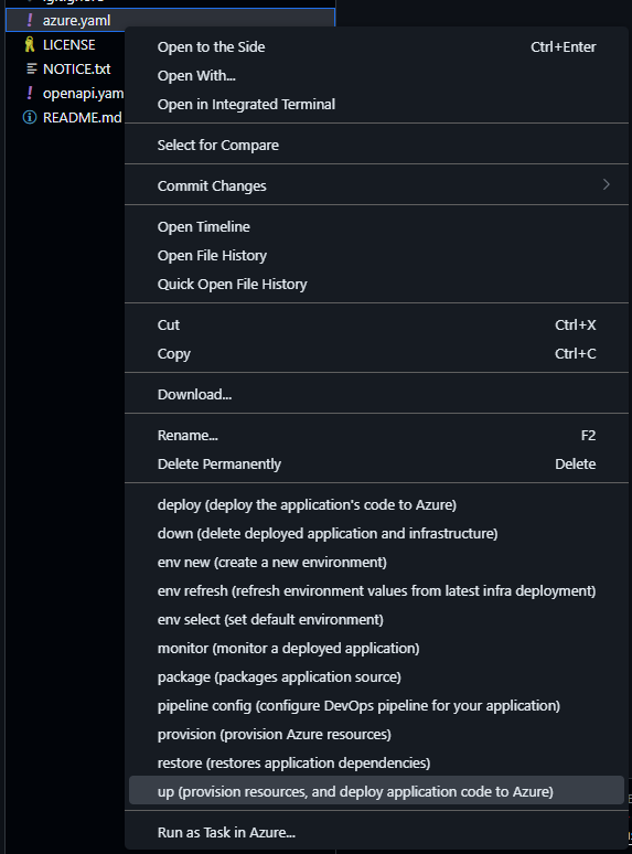 Zrzut ekranu przedstawiający opcję menu azure.yaml służącą do uruchamiania pliku azd up.