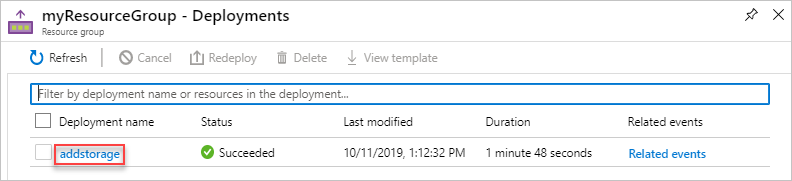 Captura de tela da seleção de uma implantação específica do histórico de implantação no portal do Azure.