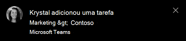 Captura de tela que mostra notificações de feed de atividades em um Windows desktop Teams.