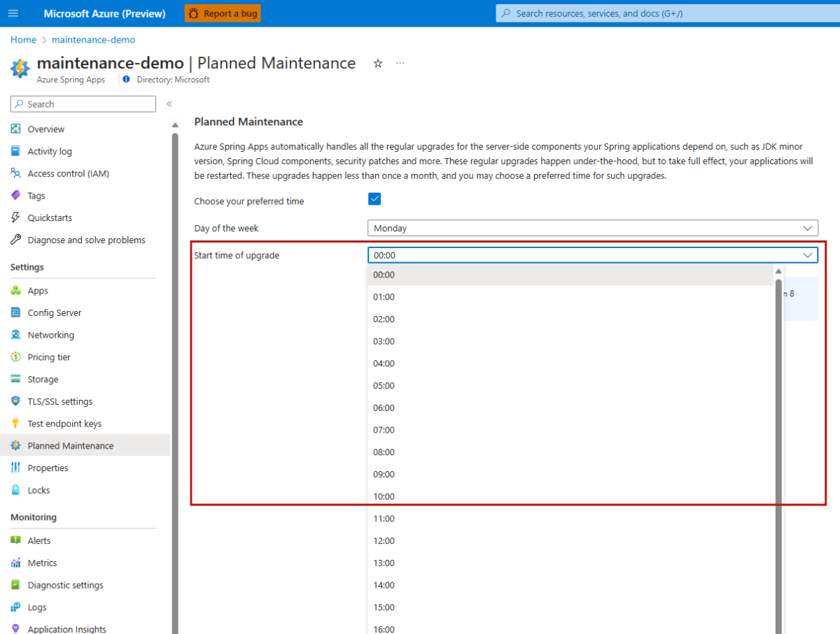 Captura de ecrã do portal do Azure que mostra a página Manutenção planeada com a opção Hora de início da atualização realçada.