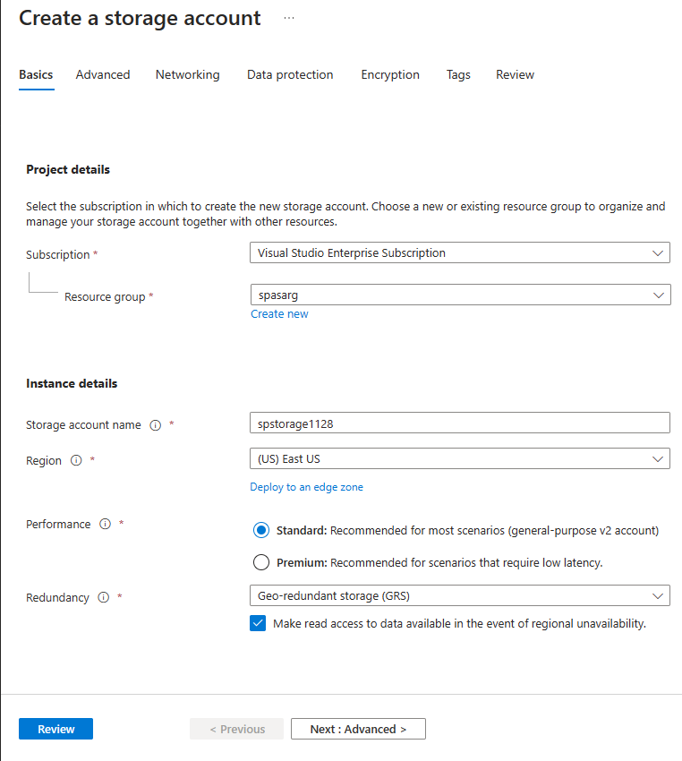 Captura de ecrã a mostrar a página Criar conta de armazenamento no portal do Azure.