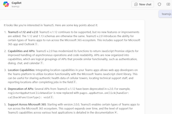 Captura de ecrã a mostrar o pedido de plug-in e a resposta de Microsoft 365 Copilot.