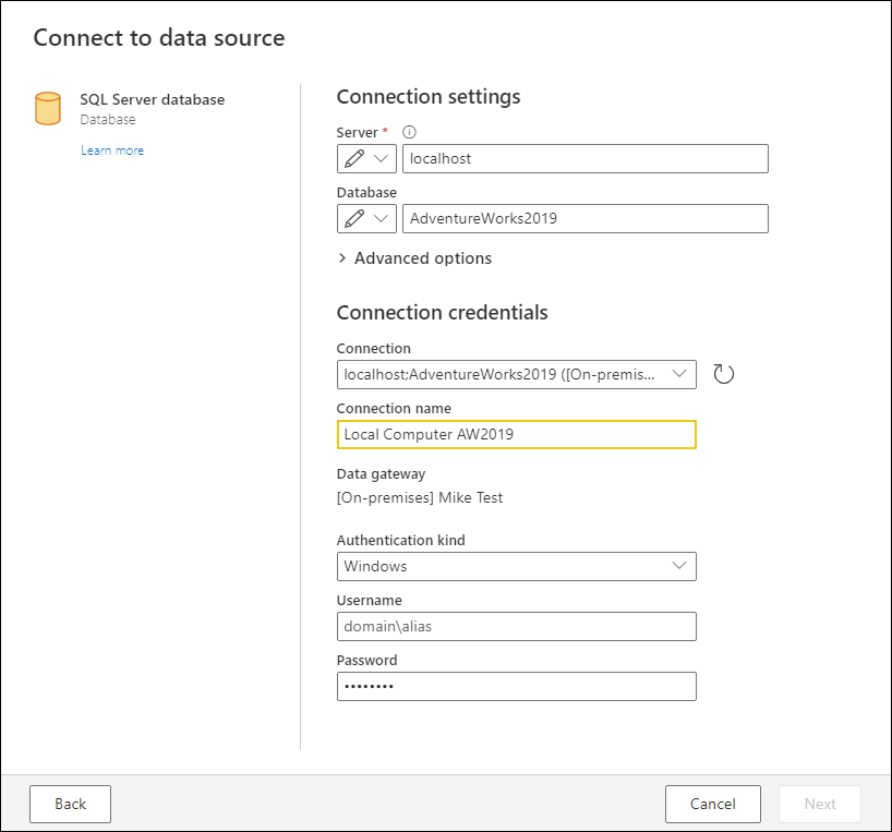 Exemplo de configuração de uma conexão nomeada para uma fonte de dados Gateway, neste caso um SQL Server.