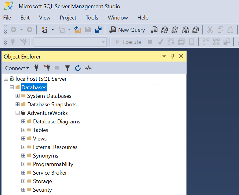 Captura de tela do SQL Server Management Studio.