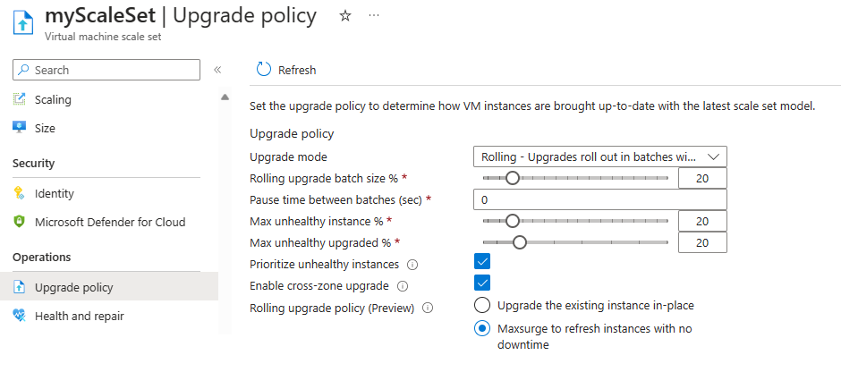 Skärmbild som visar uppdatering av uppgraderingsprincipen och aktivering av MaxSurge i Azure Portal.