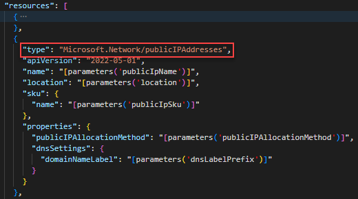 ARM şablonundaki genel IP adresi tanımını gösteren Visual Studio Code ekran görüntüsü.