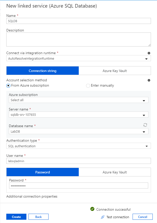 Başarıyla test edilmiş bir bağlantıyla yeni bir Azure SQL Veritabanı bağlı hizmeti yapılandırmanın Azure portalının ekran görüntüsü.