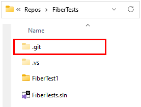 Windows dosya gezgininde Git klasörü, Git yoksay dosyası ve Git öznitelikleri dosyasının ekran görüntüsü.