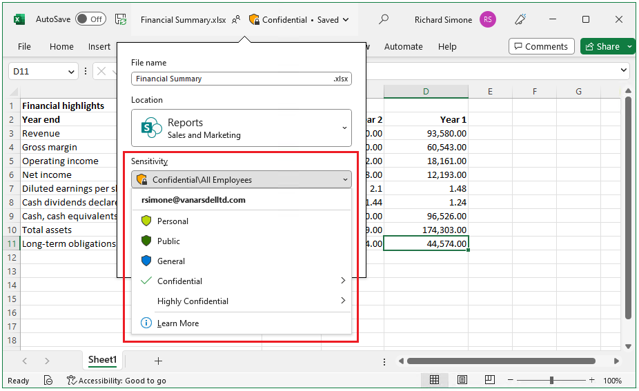 Excel 功能區和狀態列上的敏感度標籤。